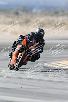 media/Nov-30-2025-TrackXperience (Sun) [[c0061d280f]]/3-Level 1/Session 4 (Turn 11)/